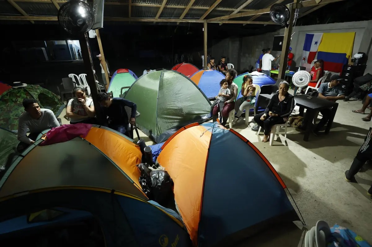 El Embajador De EE.UU. En Colombia Pide A Los Migrantes No Arriesgar Su ...