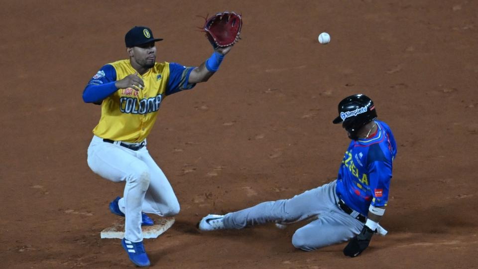 Venezuela y Colombia juegan la Semifinal de la Serie del Caribe este